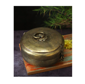 Estaurantes lassic para Box Rass Chapati, tamaño personalizado con tapa de diseño de latón y pulido hecho a mano - Product Image 1