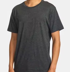 T-shirt décontracté d'été en toile respirante polyester/coton, uni, à manches courtes, doux et confortable, fabriqué au Pakistan, qualité supérieure - Product Image 6