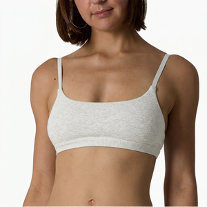 Soutien-gorge de sport gris sans coutures à col ras du cou pour femme, maintien moyen, respirant, en coton écologique, style simple uni sur le devant - Product Image 6