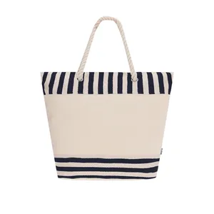 Borsa Termica Personalizzata in RPET per Campeggio ed Escursionismo - Product Image 1