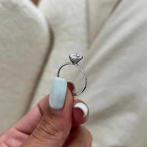 1กะรัตแหวนเพชรรูปไข่ทรงวงรีขนาด14K 1CT วงรีทรงวงรี F-VS1ได้รับการรับรองจาก CVD - Product Image 2