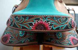 ROYAL INTRNATIONAL Selle de course western en cuir avec design barillet et tapis de selle - Product Image 2