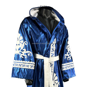 Bata de Boxeo Elite Personalizada para la Noche de Combate, Transpirable, con Capucha, Estilo Atlético - Product Image 4