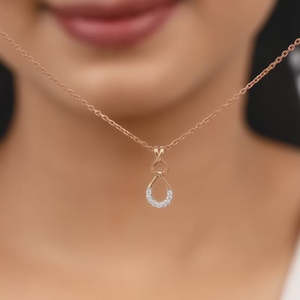 Colgante de diamantes de gotas centelleantes de oro rosa-Colección de collares de diamantes elegantes - Product Image 3