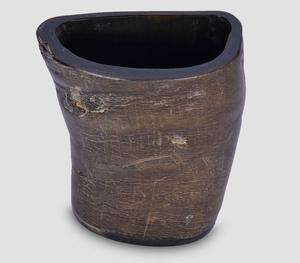 งานประติมากรรมเขาสัตว์ธรรมชาติแกะสลักลายเกลียวอย่างประณีต ของตกแต่งศิลปะบนโต๊ะสไตล์เรียบง่าย เหมาะสำหรับตกแต่งบ้านหรือสำนักงาน พร้อมฐานไม้ - Product Image 3