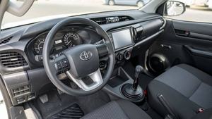 Nuevo/USADO BLANCO 2023 TOYOTA HILUX DC 2.04D MT Cámara Trasera 360° Capacidad de Carga 31-40T Emisión Diésel/GAS Automático - Product Image 3