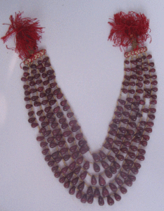 Cuentas Lisas en Forma de Gota de Agua Color Rubí - Product Image 1