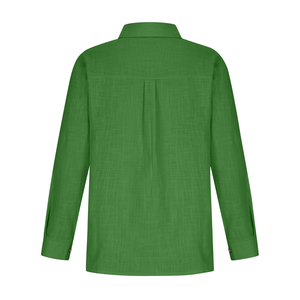 Camisa de manga larga informal de lino para mujer con diseño personalizado OEM 100%, cuello vuelto, botón de Color marrón oscuro sólido, ajuste regular en la parte delantera BD - Product Image 4