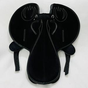 Selle de course de chevaux synthétique légère de qualité supérieure avec siège en daim Selle de jockey à profil bas imperméable et durable pour professionnel - Product Image 1