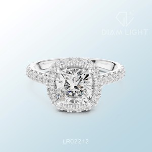 แหวนทองคำขาวคลาสสิกประดับเพชรทรงคุชชั่น เหมาะสำหรับใส่ในงานหมั้น งานแต่งงาน หรืองานเฉลิมฉลองพิเศษ - Product Image 1