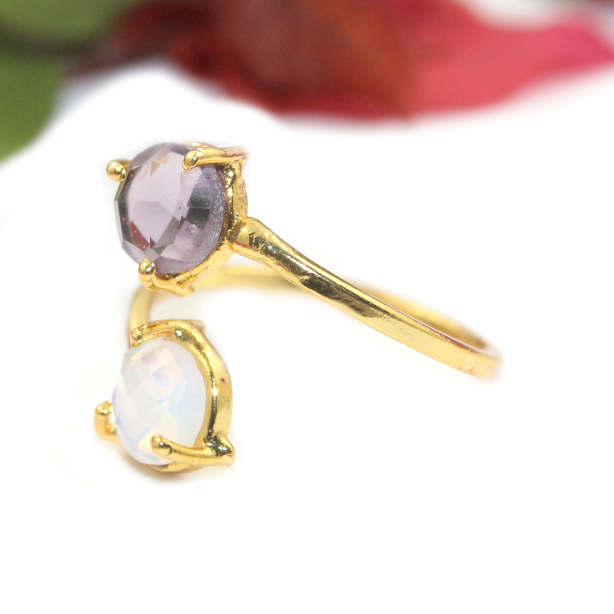 อเมทิสต์และโอปอลไลท์