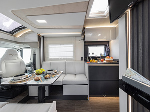 Modelo 4x4 RVS, Mini Caravana Moderna, Autocaravana Ligera Todoterreno con Capacidad para 4 Personas - Product Image 3