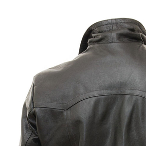 Chaqueta de estilo urbano que ofrece un look de moda limpio, Chaqueta casual de calle diseñada para atuendos modernos, Uso diario con estilo - Product Image 5