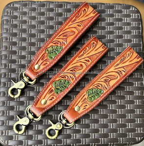 Nouvel arrivage de porte-clés en cuir usiné à la main porte-clés en cuir imprimé floral gaufré accessoires en cuir usiné sangles de clés - Product Image 2