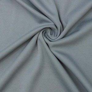 Vente en gros de polo unisexe de haute qualité avec logo brodé sur mesure Polo de golf uni imprimé sur mesure 100% T-shirt en polyester pour hommes - Product Image 4