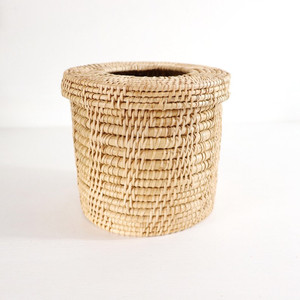 Couvercle de boîte de mouchoirs fait à la main, distributeur tissé rond en rotin naturel tissé artisanal rond fabriqué au vietnam - Product Image 2