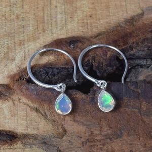 Boucles d'oreilles créoles en opale éthiopienne taillée, argent sterling 925, pierre de naissance d'octobre, bijoux faits à la main pour femmes - Product Image 3