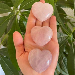 Haute qualité naturel Rose Quartz gonflé coeur coupe pierre précieuse pierre de cristal en vrac pour la décoration intérieure amour Attraction minéraux cadeau coeur - Product Image 2