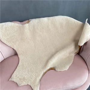 Peau de mouton naturelle Peau d'agneau d'animal en fourrure de cuir - Product Image 2