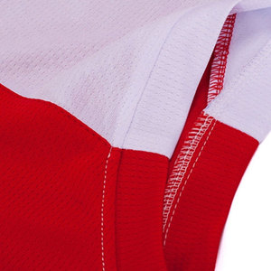 Conjunto de camiseta y pantalones cortos transpirables de uniforme de baloncesto deportivo hecho a medida de alta calidad - Product Image 6