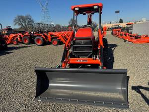 Tracteur Kubota L47 d'occasion, 47 ch, avec chargeur et pelle rétrocaveuse, à vendre - Product Image 5