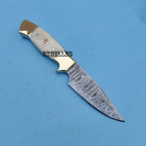 Cuchillo de caza de acero de Damasco hecho a mano de la mejor calidad, cuchillo de hoja de Damasco con funda de cuero, cuchillos japoneses - Product Image 5