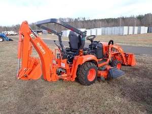 Tracteur diesel sub-compact Kubota BX2680 haut de gamme 25,5 CV 4RM HST |   Aménagement paysager polyvalent, agriculture - Product Image 4