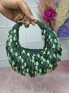 กระเป๋าคลัทช์งานแต่งงานสุดหรูสำหรับสุภาพสตรี ลายเรซิ่นรูปพระจันทร์ครึ่งเสี้ยว ดีไซน์ลูกกวาด แฟชั่นลำลอง พรีเมียม ขายดีที่สุด สำหรับงานปาร์ตี้ ส่งออก - Product Image 2