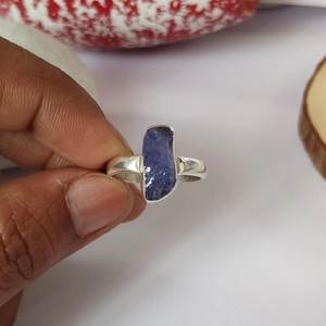 Bague en Tanzanite brute, argent 925 fait main, bijoux en pierre précieuse naturelle, bague en cristal brut, bijoux en gros - Product Image 4