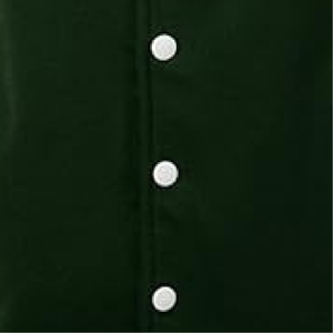 Veste universitaire classique pour femmes, vert foncé premium, style athlétique, avec manches contrastées blanches - Product Image 5