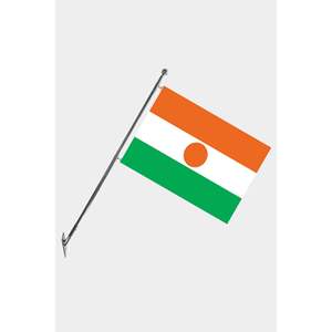 Ensemble de mât de drapeau de jardin télescopique en aluminium avec drapeaux en polyester imprimés numériquement - Product Image 1
