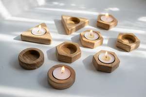 Candelabro Tradicional de Madera con Grabado de Alta Calidad para Festividades, Puja, Decoración del Hogar, Día de San Valentín - Product Image 3