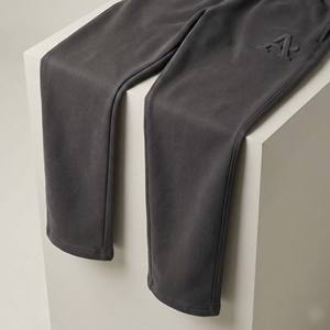 Jogging pour homme en molleton de coton de 400 g/m², coupe droite structurée, streetwear de haute qualité, imperméable et respirant - Product Image 4