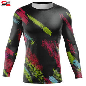 Haute Qualité Rash guard Gym Fitness Wear Polyester Made Rash Guard Top Vente Respirant Rash Guard - Product Image 3