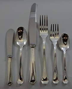 Ensemble de couverts en métal en acier inoxydable résistant à la rouille et durable, adapté aux repas de tous les jours, aux dîners formels - Product Image 2