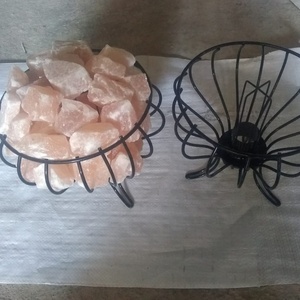 Lámpara de trozo de sal del Himalaya pura 100% al por mayor, cesta de hierro tallada de estilo náutico de excelente calidad, decoración del hogar con flores - Product Image 5