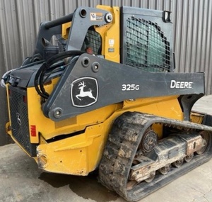 Assez utilisé 819 heures JD 325G puissant Skid Steer avec moteur 55.18kW entièrement entretenu prêt à l'emploi - Product Image 5