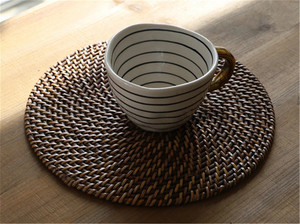 Vente en gros de sets de table ronds en rotin naturel faits à la main au Vietnam pour des ustensiles de cuisine écologiques et une décoration de table de fête de mariage - Product Image 6