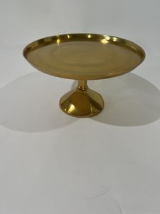 Soporte de pastel de aluminio de diseño martillado con acabado dorado para despedidas de soltera recepciones de boda y ocasiones festivas - Product Image 3