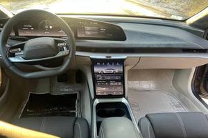 VOITURE ÉLECTRIQUE EXTREMEMENT PROPRE 2022 LUCID AIR PRÊTE À LA LIVRAISON - Product Image 4