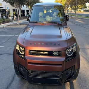 Land Rover Defender 110 P400 Edición Sedona 2025, Caja de Cambios Automática, Título Limpio, Sin Accidentes, con Bajo Kilometraje - Product Image 1