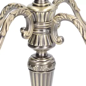 Luminaria Grandeur: Elegancia encantadora para una decoración atemporal Candelabro Elysian Glow, - Product Image 3