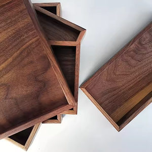 Plateau en bois fabriqué à la main pour une salle à manger élégante et un affichage décoratif par crescent crafts - Product Image 3