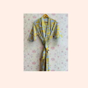 Kimono unisexe long en coton, robe de chambre à imprimé floral, cadeau pour demoiselle d'honneur, cadeau pour l'été et l'hiver, cadeau pour elle - Product Image 4