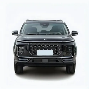 Véhicule à énergie nouvelle hybride rechargeable 5 places Jetour Shanhai L9 1.5TD Pro 2024 à prix d'usine - Product Image 1