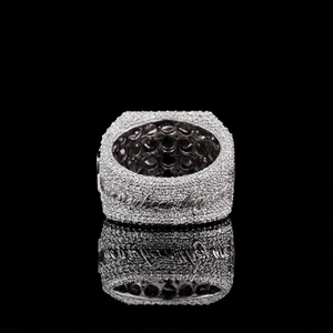 แหวนชื่อสั่งทำแบบ Iced Out ประดับเพชรโมอิสซาไนต์ เงินแท้ 925 หรูหรา โดดเด่น  งานสั่งทำพิเศษสำหรับผู้ชายและผู้หญิง - Product Image 4