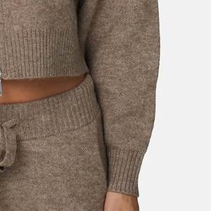 Nouveauté Sweat-shirt à capuche décontracté pour femme avec logo personnalisé imprimé, fermeture éclair marron, vêtements d'extérieur, sweat-shirts streetwear, col à capuche - Product Image 6