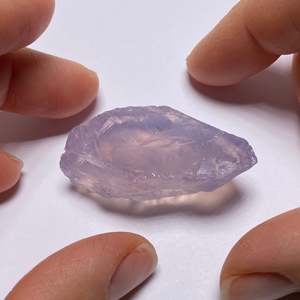 Cristal de quartz lavande naturel en vrac du Brésil - Product Image 4