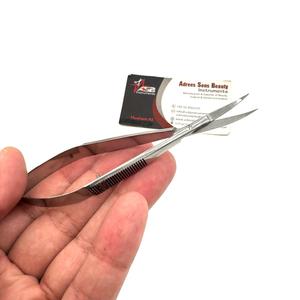 กรรไกรสปริงโค้งแบบขัดเงา ผลิตตามสั่ง พิมพ์โลโก้ เครื่องมือเสริมความงาม สแตนเลส ความแม่นยำสูง รับผลิตแบบ OEM - Product Image 2