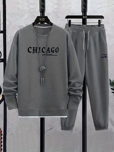 ชุดวอร์มสำหรับผู้ชายชุดเล่นกีฬาและแฟชั่น - Product Image 1